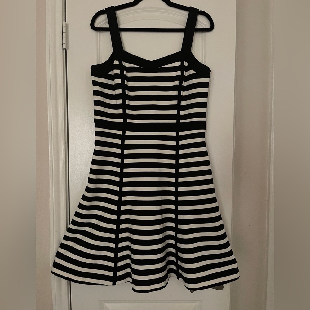 INC International Concepts Black And white Short Dress Size L